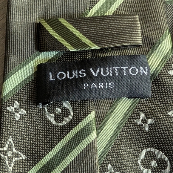 LOUIS VUITTON Combo Tie Lot 🩵💜💚 - Picture 6 of 8